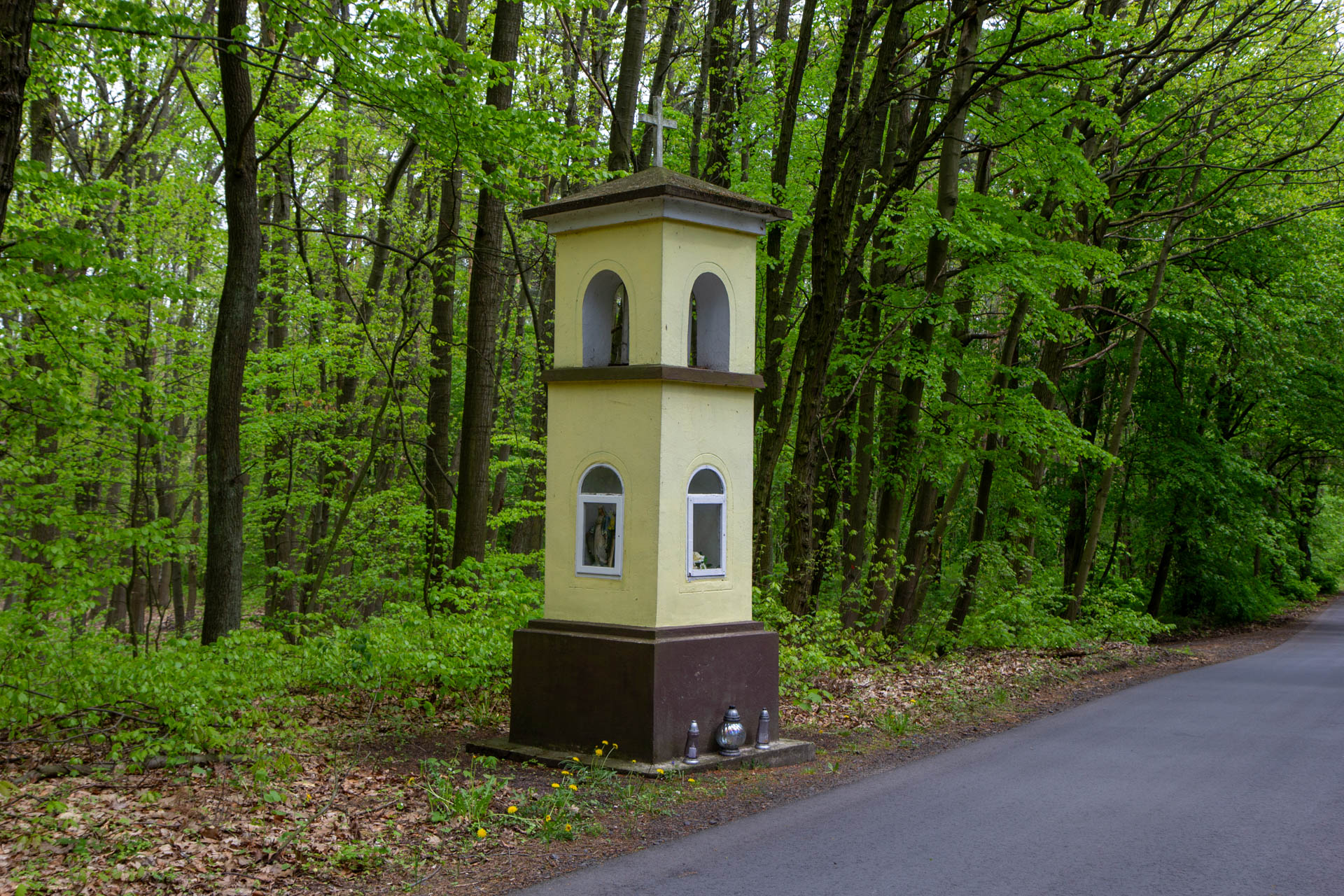 Gąsiorowice – kapliczka przy ulicy Szkolnej