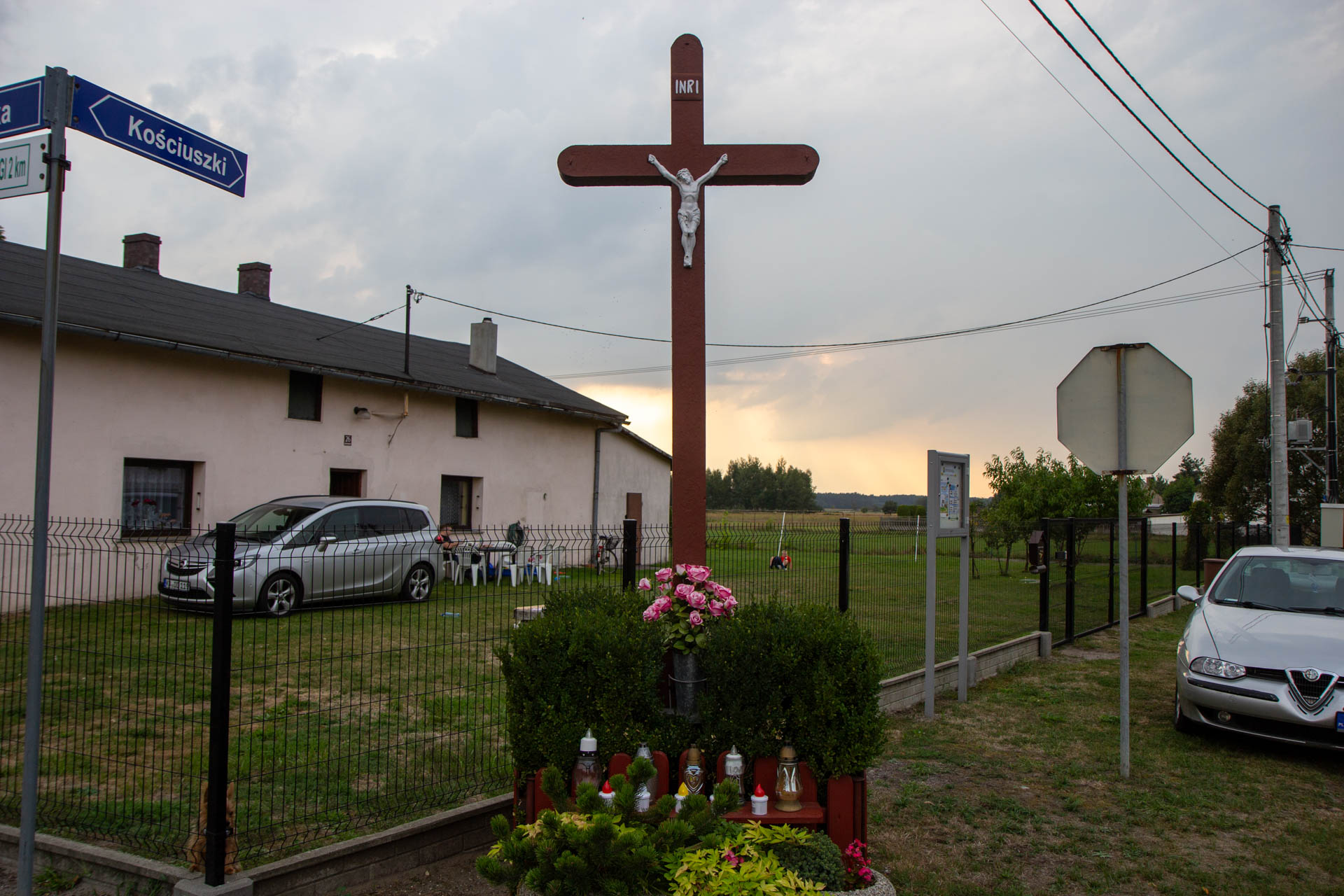Piotrówka – krzyż przy ulicy Kościuszki