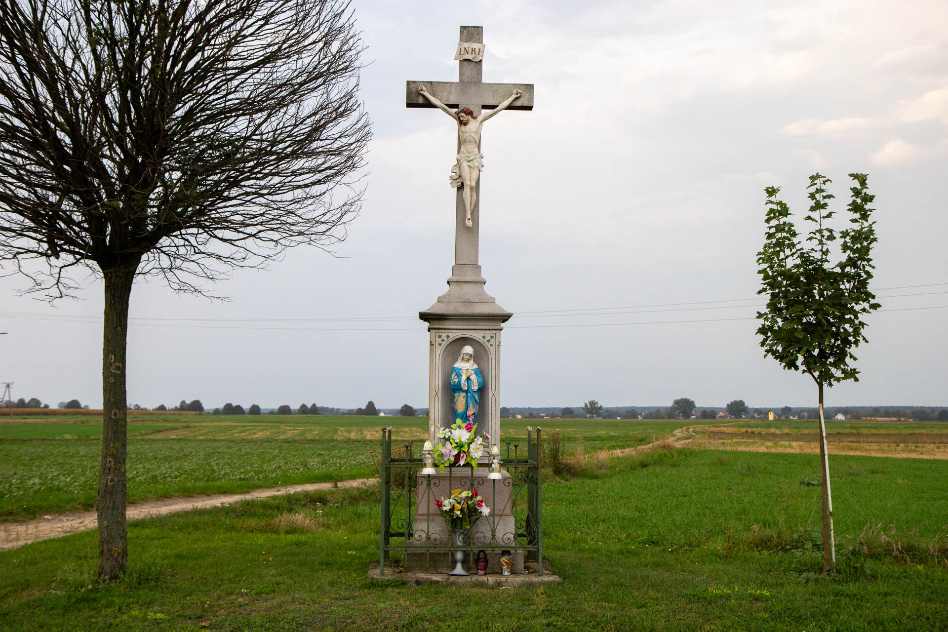 Jemielnica – krzyż przy ulicy Wiejskiej